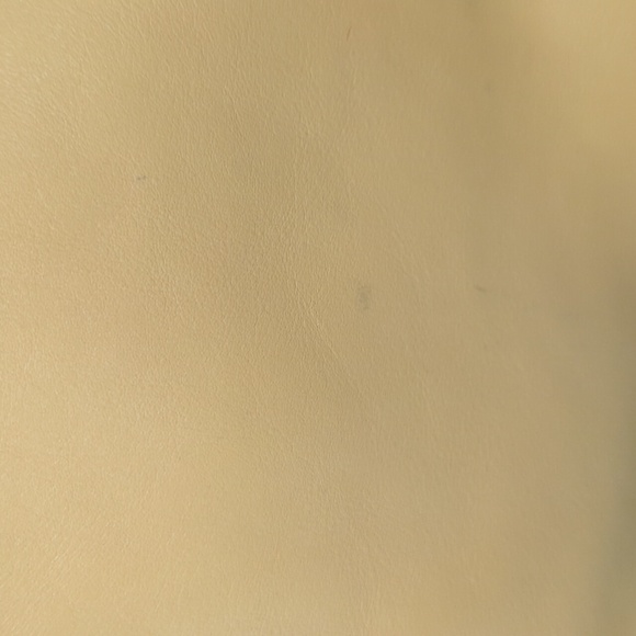 Coach Duffle Bag - Picture 6 of 9